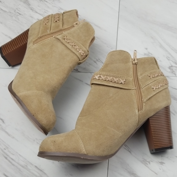 Chase + Chloe Tan Booties - Picture 9 of 9